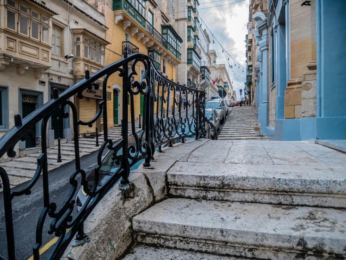 Valletta Main Street Apartment Экстерьер фото